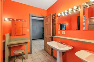 10540 S Maryland Ave, Chicago, IL 60628 - Photo 15