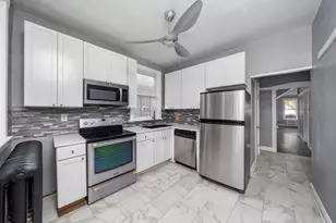 7643 S Paxton Ave, Chicago, IL 60649 - Photo 7