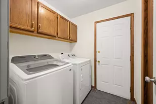 3347 Meadow Trail W, Dekalb, IL 60115 - Photo 17
