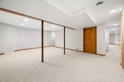 3347 Meadow Trail W, Dekalb, IL 60115 - Photo 27