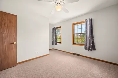 3347 Meadow Trail W, Dekalb, IL 60115 - Photo 25