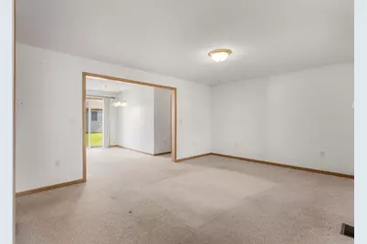 406 E Beardsley Avenue, Champaign, IL 61820 - Photo 7