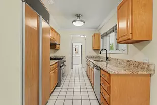 61 Timberlake Rd, Barrington, IL 60010 - Photo 9