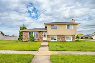 4024 W 172nd Pl, Country Club Hills, IL 60478 - Photo 1