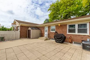 217 Fishing Lane, Wood Dale, IL 60191 - Photo 19