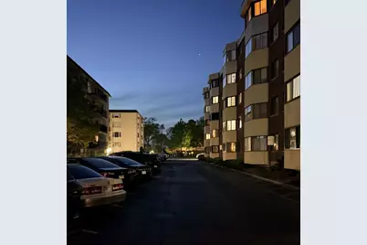 5500 Lincoln Avenue #107, Morton Grove, IL 60053 - Photo 5