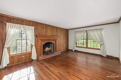 29W007 Oak Lane, Warrenville, IL 60555 - Photo 5