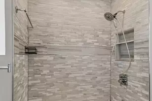 8600 W Ainslie St, Norridge, IL 60706 - Photo 15