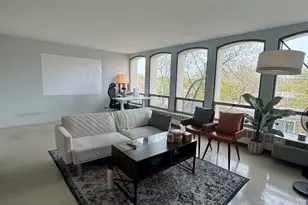 1401 E 55th St, Chicago, IL 60615 - Photo 3