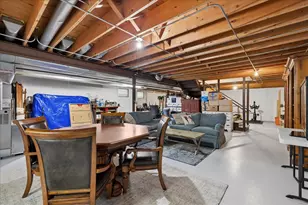 311 Hyatt Dr, Libertyville, IL 60048 - Photo 27