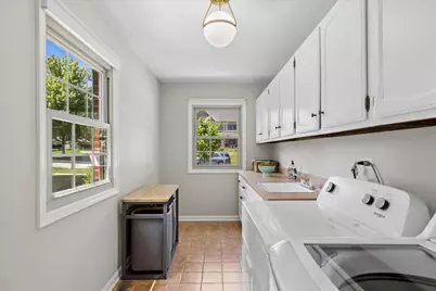 311 Hyatt Drive, Libertyville, IL 60048 - Photo 13