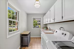 311 Hyatt Dr, Libertyville, IL 60048 - Photo 13