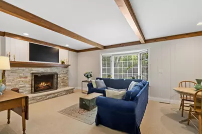 311 Hyatt Drive, Libertyville, IL 60048 - Photo 7