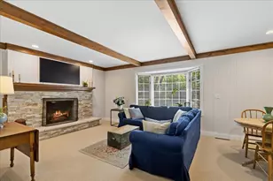 311 Hyatt Dr, Libertyville, IL 60048 - Photo 7
