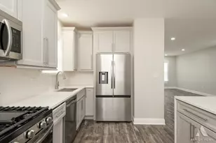 8017 S Kostner Ave, Chicago, IL 60652 - Photo 13