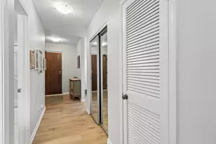 4050 Dundee Rd, Northbrook, IL 60062 - Photo 23