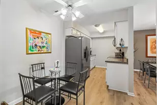 4050 Dundee Rd, Northbrook, IL 60062 - Photo 9