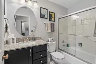4050 Dundee Rd, Northbrook, IL 60062 - Photo 21