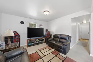 5101 Riverside Dr, Richton Park, IL 60471 - Photo 21