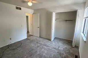 906 Pomona Dr, Champaign, IL 61822 - Photo 11