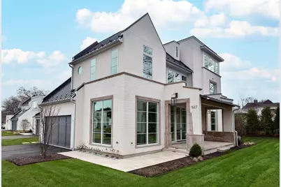 527 Kensington Court, Hinsdale, IL 60521 - Photo 1