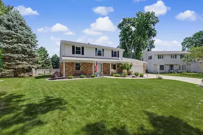 10 Stanford Place, Champaign, IL 61820 - Photo 1