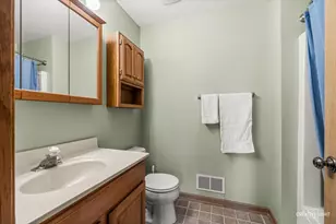 606 Otter Way, Oswego, IL 60543 - Photo 15