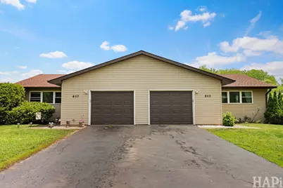 855 Belle Plaine Avenue, Gurnee, IL 60031 - Photo 1