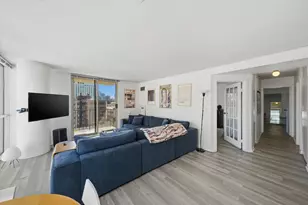 1212 N Lasalle Dr, Chicago, IL 60610 - Photo 7