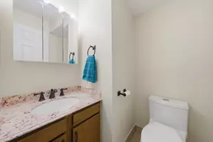 7204 W Cortland St, Elmwood Park, IL 60707 - Photo 19
