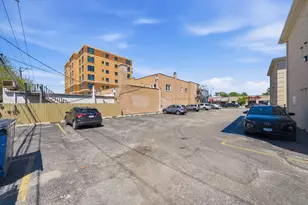 7204 W Cortland St, Elmwood Park, IL 60707 - Photo 23