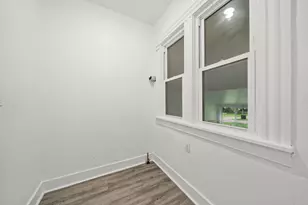 712 N Court St, Rockford, IL 61103 - Photo 7