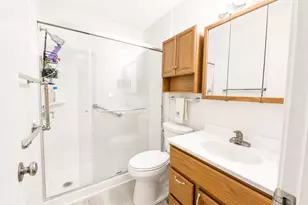 511 Broadway Ave, Mattoon, IL 61938 - Photo 15