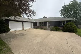 1698 E 950th Rd, Tonica, IL 61370 - Photo 7