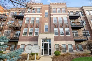 1245 N Orleans St, Chicago, IL 60610 - Photo 1