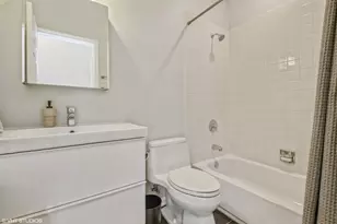 1245 N Orleans St, Chicago, IL 60610 - Photo 13