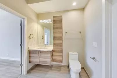 8025 Skokie Boulevard #302, Skokie, IL 60077 - Photo 11