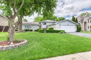 768 George St, Bensenville, IL 60106 - Photo 1