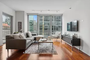 160 E Illinois St, Chicago, IL 60611 - Photo 5