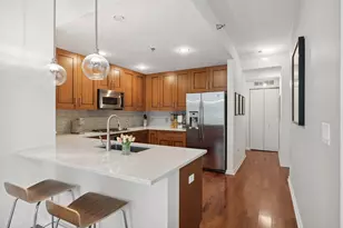160 E Illinois St, Chicago, IL 60611 - Photo 9