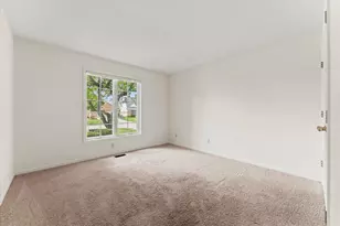 2412 Stillwater Dr, Champaign, IL 61821 - Photo 19