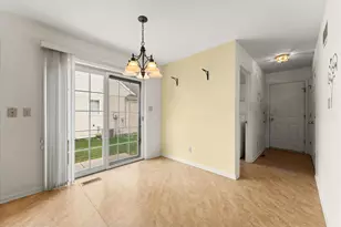 2412 Stillwater Dr, Champaign, IL 61821 - Photo 17