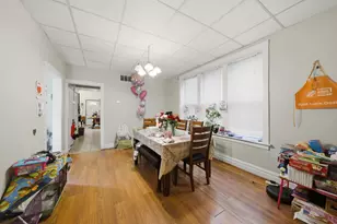2736 W Francis Pl, Chicago, IL 60647 - Photo 7