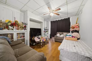 2736 W Francis Pl, Chicago, IL 60647 - Photo 5