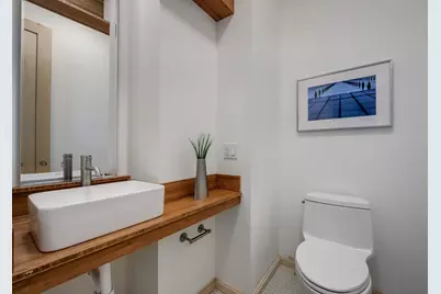 2147 N Claremont Avenue, Chicago, IL 60647 - Photo 13