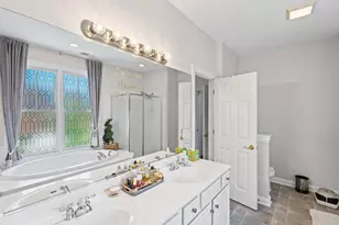 2004 Patriot Blvd, Glenview, IL 60026 - Photo 13
