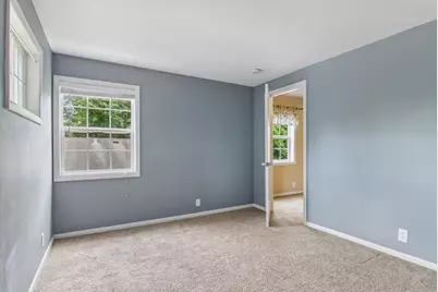 409 Hubbard Avenue, Elgin, IL 60123 - Photo 21