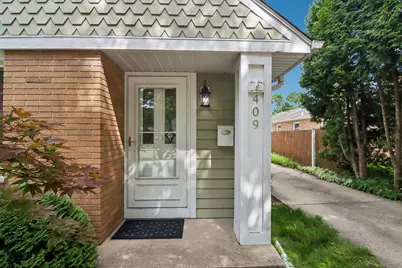 409 Hubbard Avenue, Elgin, IL 60123 - Photo 3