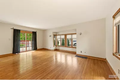 105 E Main Street, Yorkville, IL 60560 - Photo 7