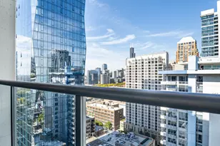 100 E 14th St, Chicago, IL 60605 - Photo 17